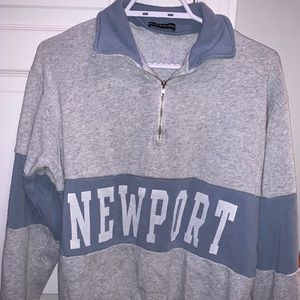 Brandy Melville Newport Sweatshirt Crewneck